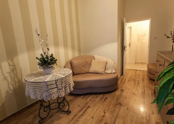 Διαμέρισμα Lidia *